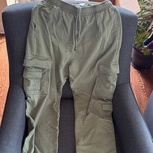 Garage women’s  ultra fleece Green Cargo sweat Pants Large -size 12-14 baggy fit